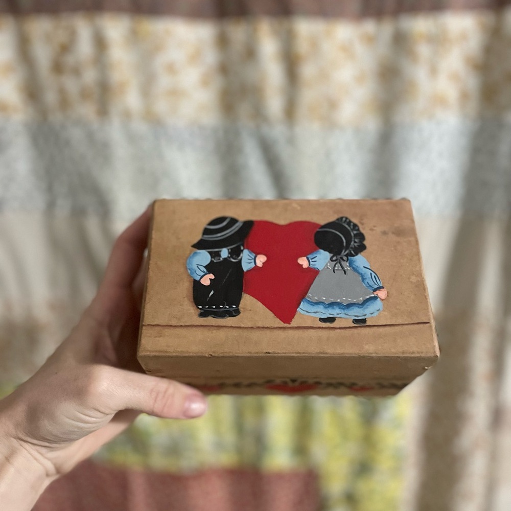 Hand painted Vintage Recipe Box with Amish Kids